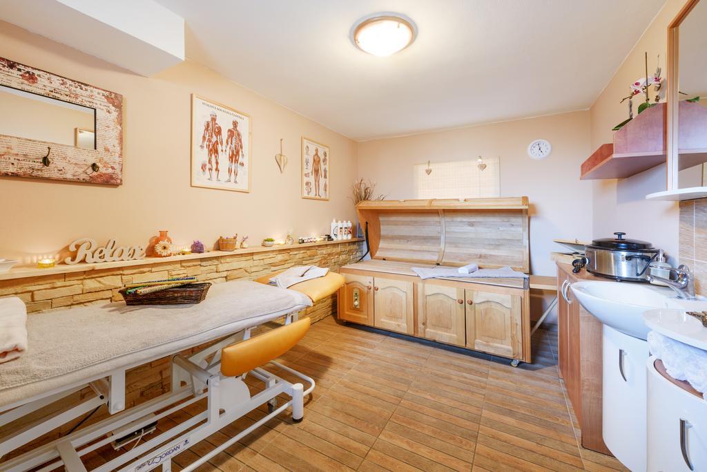 Wellness Apartmány Andrea Zdíkov Esterno foto